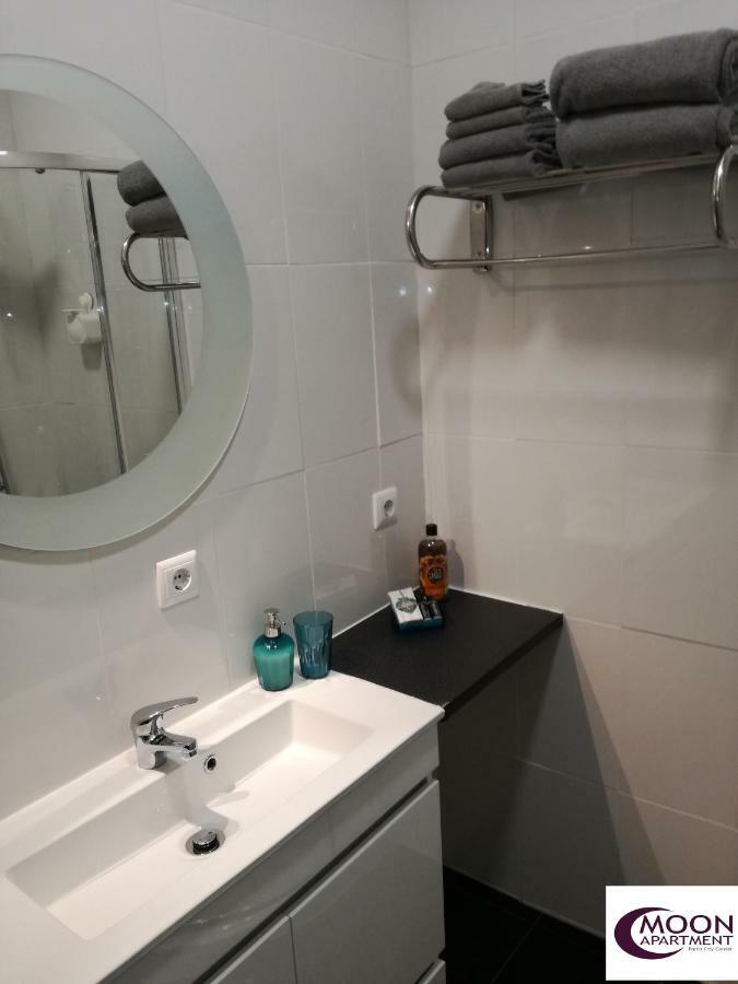 Moon City Center Apartment Porto Buitenkant foto